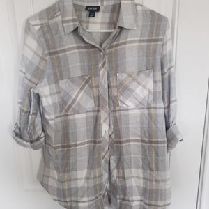 A.n.a Grey flannel button up womens shirt size S